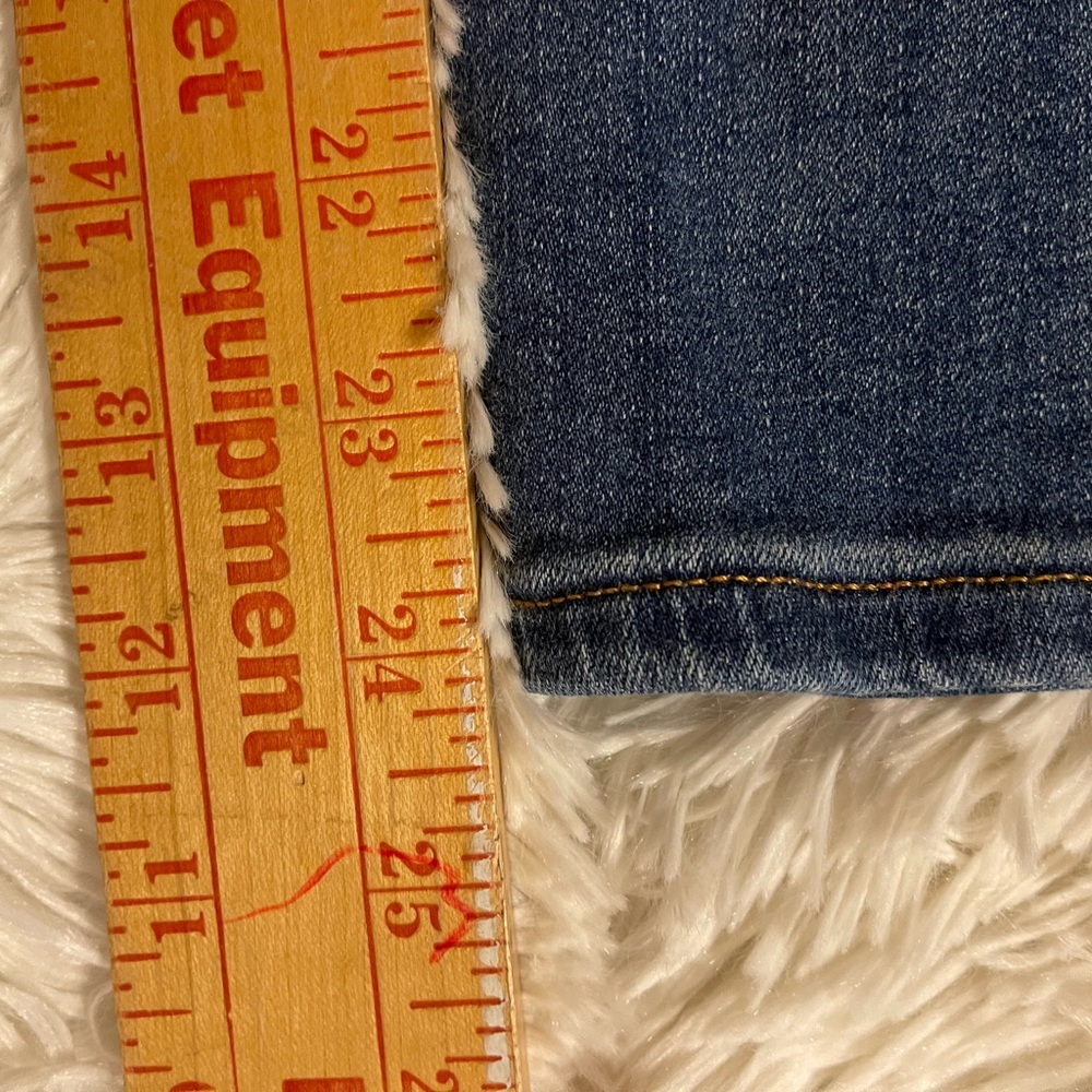 4/$15 Classic Blue Denim Ankle Jegging - Picture 4 of 6